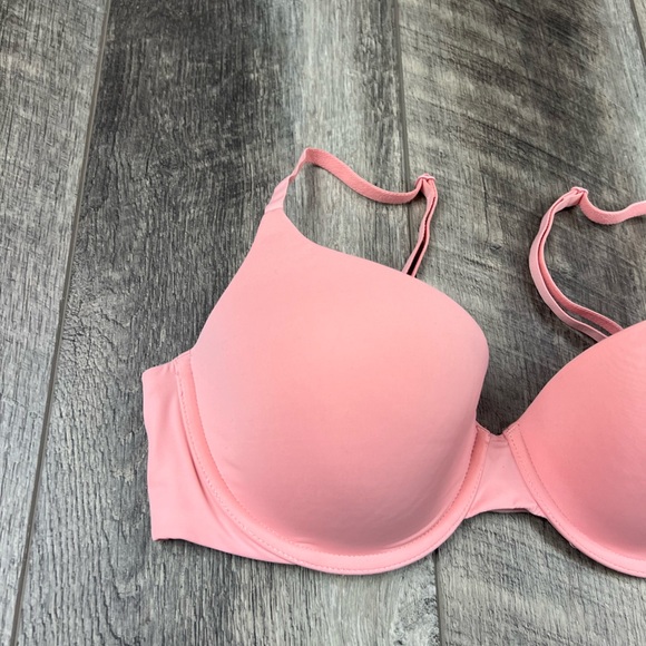 34D VS Pink Demi Bra - Picture 7 of 11